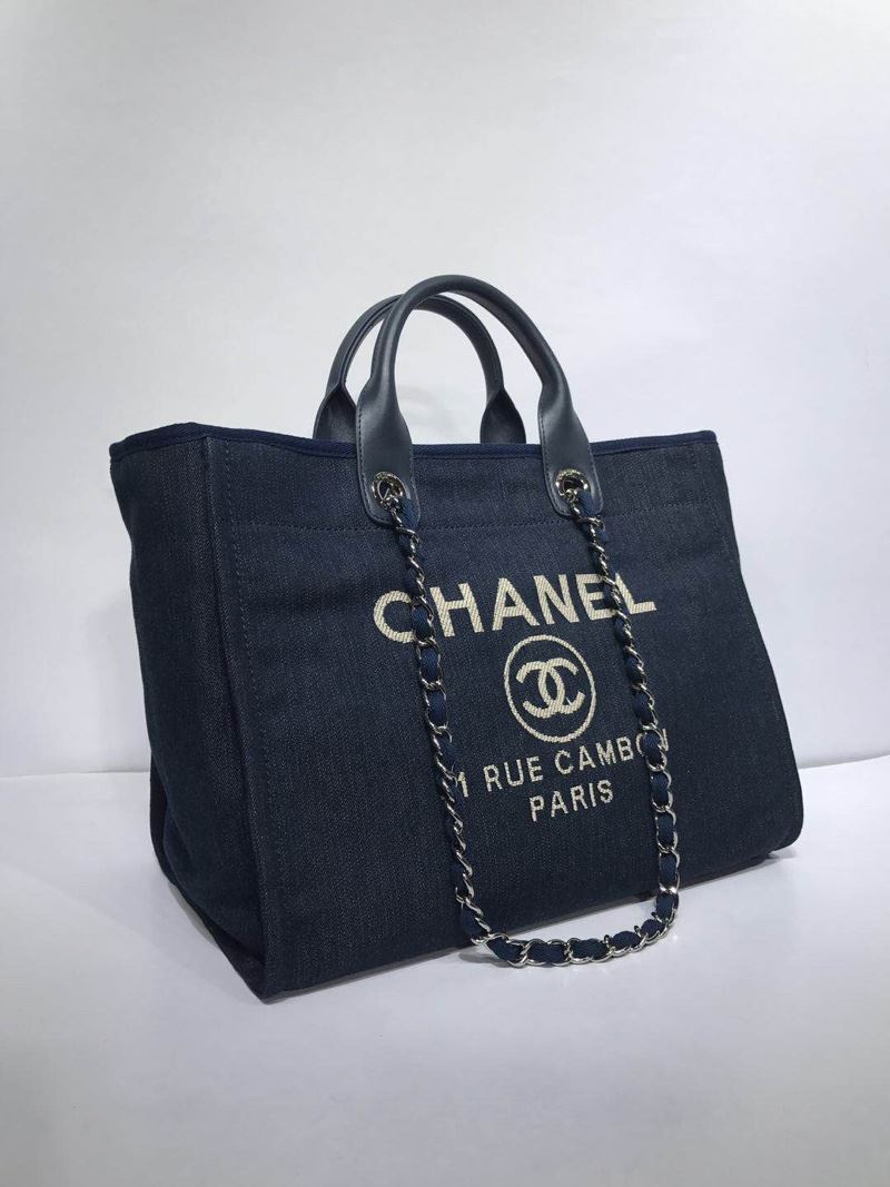 Ch**el shopping bags